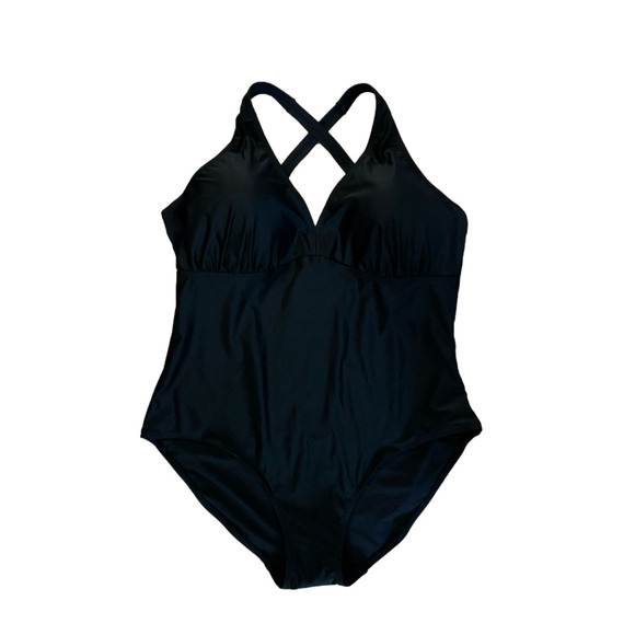 Old Navy New Womens Plus 3X Chic Classic Timeless Criss Cross One Piece Swimsuit - Picture 1 of 6